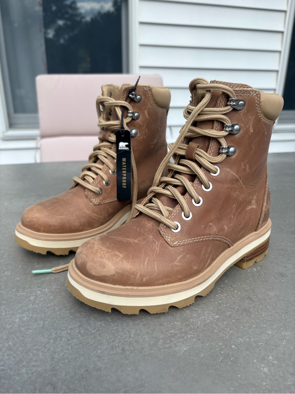 Sorel Women's Tan Brown Lace-Up Waterproof Boots